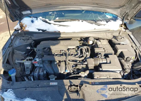 2024 Hyundai Elantra Se z USA, uszkodzony, nr VIN KMHLL4DG9RU838855